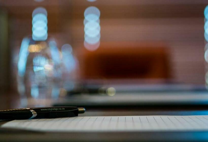 هتل City Lodge Sandton, Katherine Street