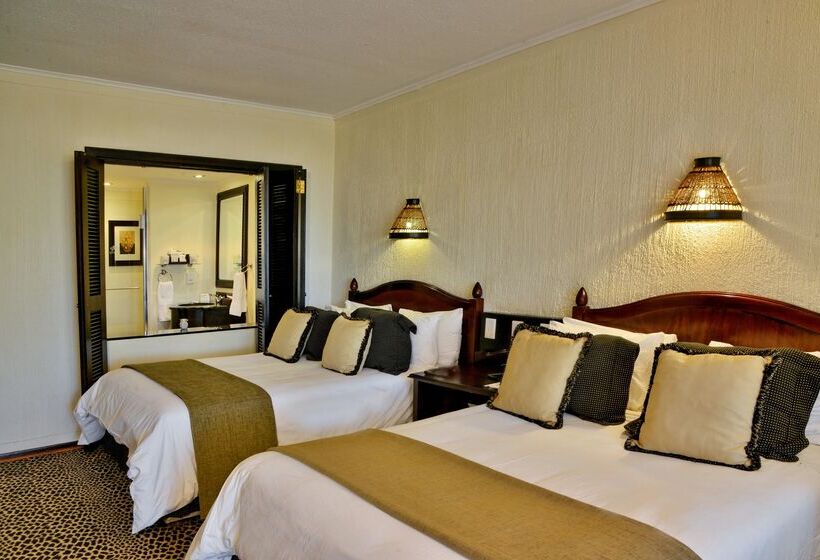 בית מלון כפרי Bakubung Bush Lodge