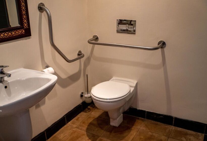 בית מלון כפרי Bakubung Bush Lodge