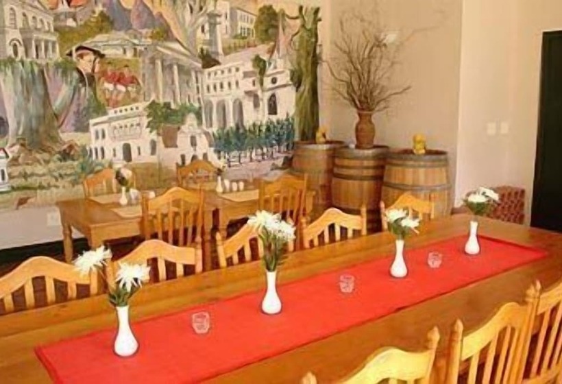 Отель Bellevue Manor Guest House & Wellness Spa Retreat