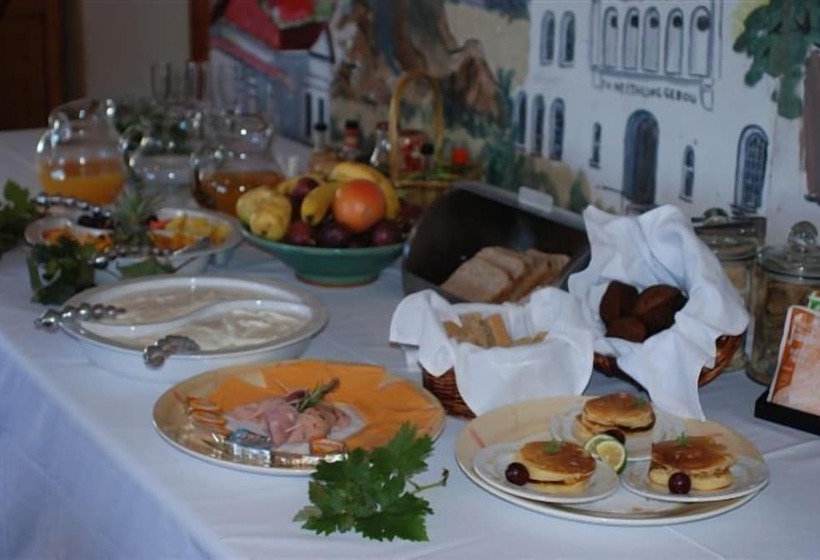 Отель Bellevue Manor Guest House & Wellness Spa Retreat