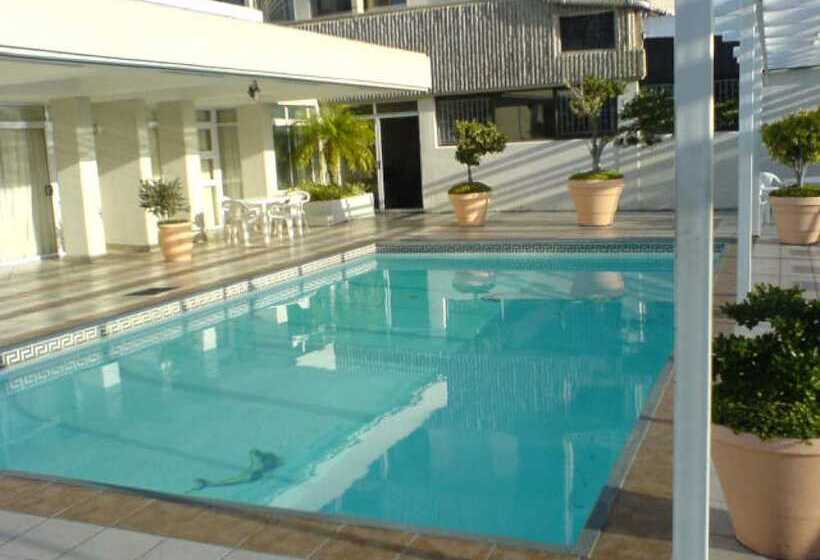 فندق Centurion All Suite