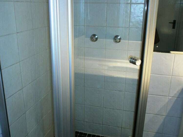 فندق Centurion All Suite