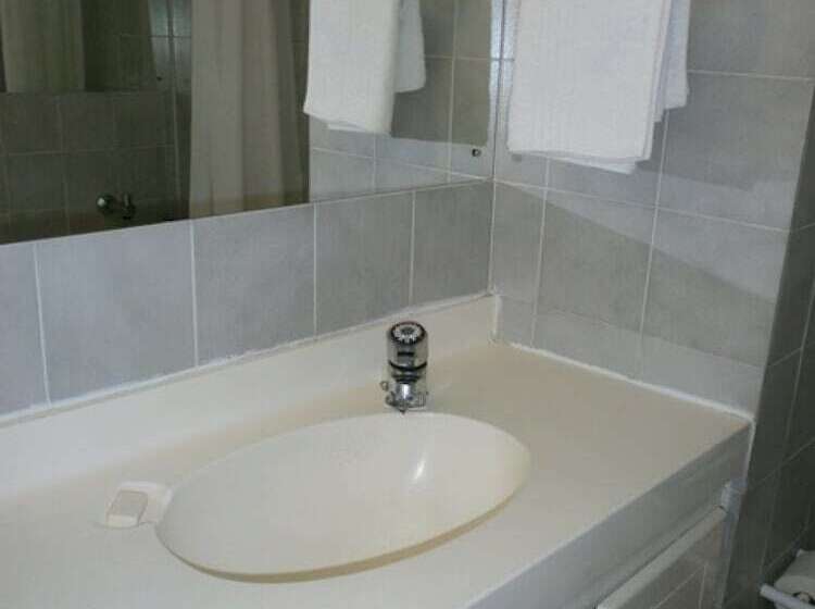 فندق Centurion All Suite