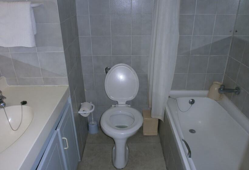 فندق Centurion All Suite