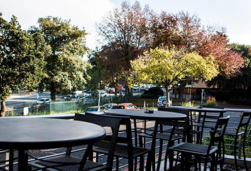 هتل City Lodge Sandton, Katherine Street