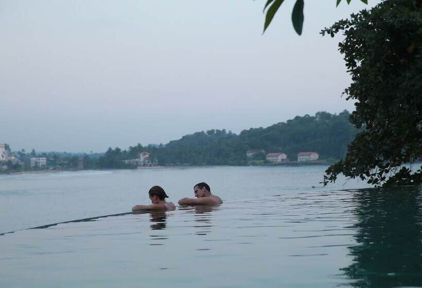 ホテル Closenberg