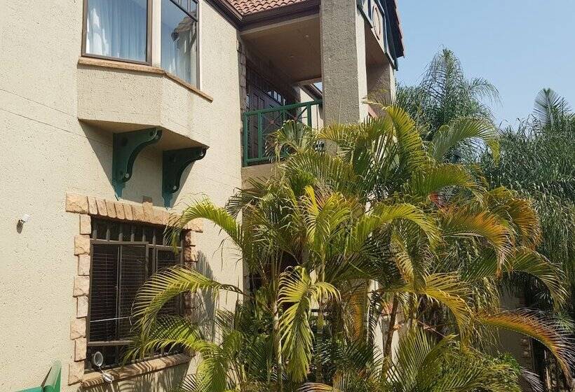 בית מלון כפרי Court Classique Suite