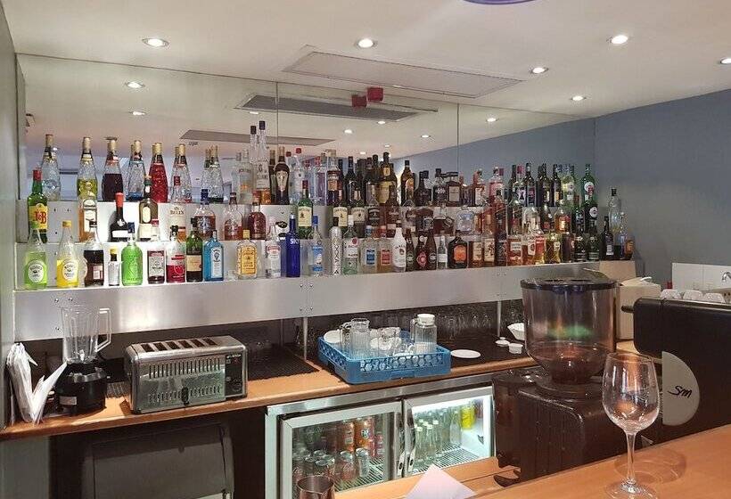 בית מלון כפרי Court Classique Suite