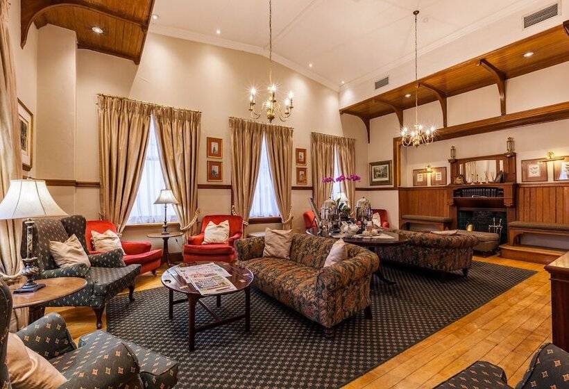 Courtyard Hotel Arcadia