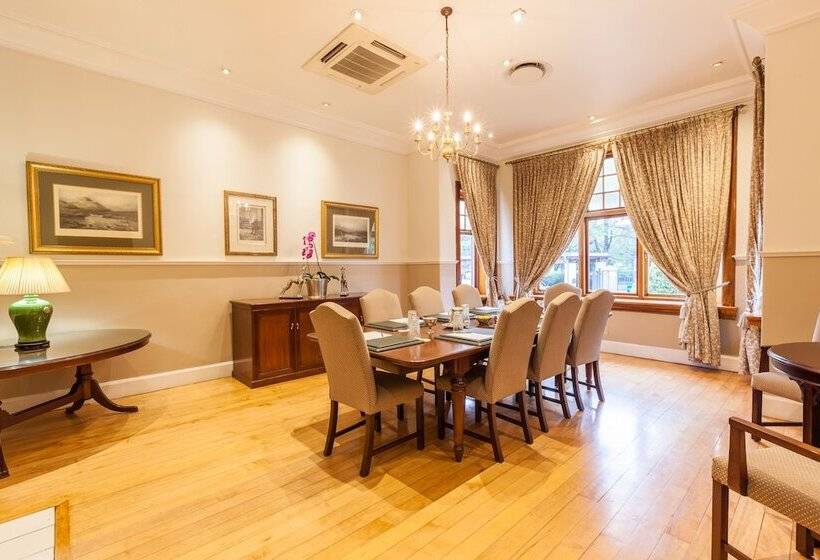 Courtyard Hotel Arcadia