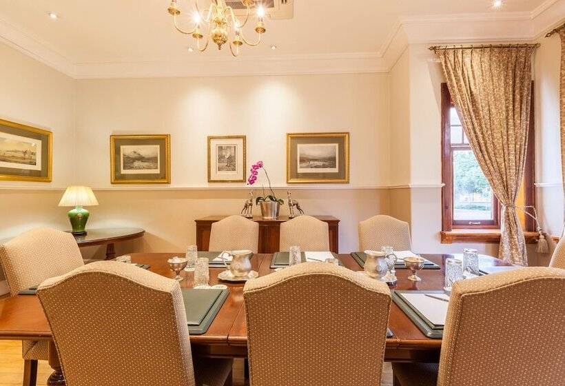 Courtyard Hotel Arcadia