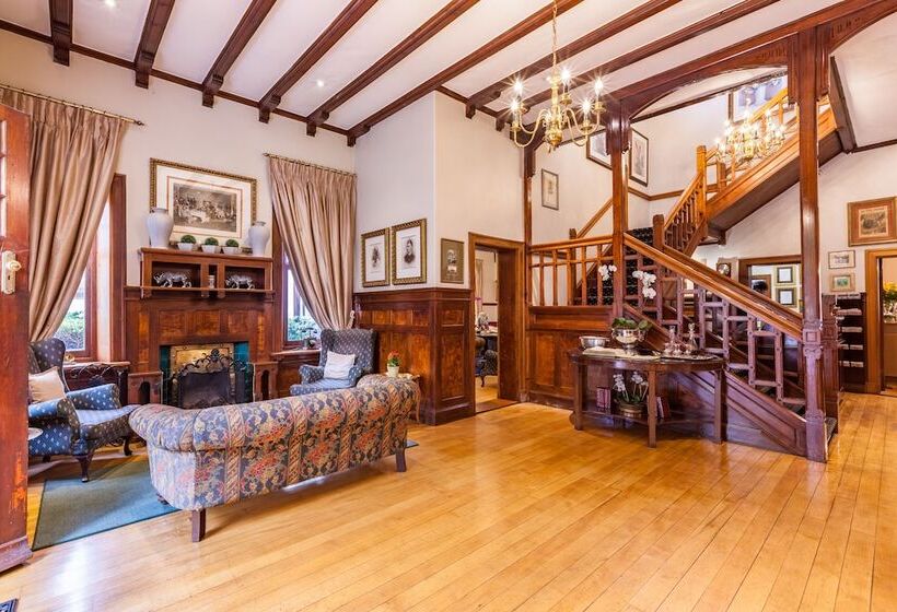 Courtyard Hotel Arcadia