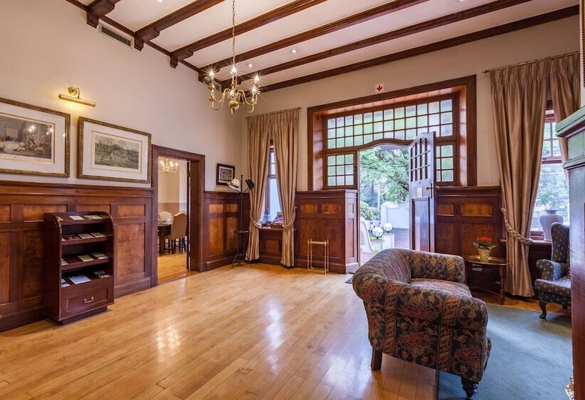 Courtyard Hotel Arcadia