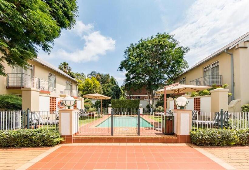 Courtyard Hotel Arcadia