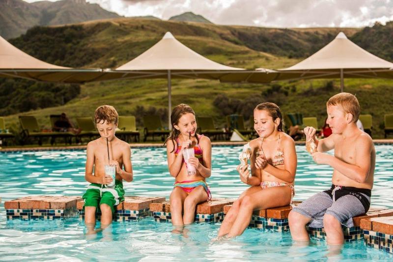 בית מלון כפרי Drakensberg Sun Resort