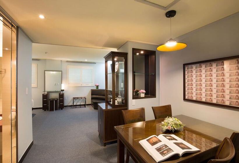 בית מלון כפרי Eldis Regent