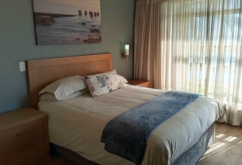 בית מלון כפרי First Group Brookes Hill Suites