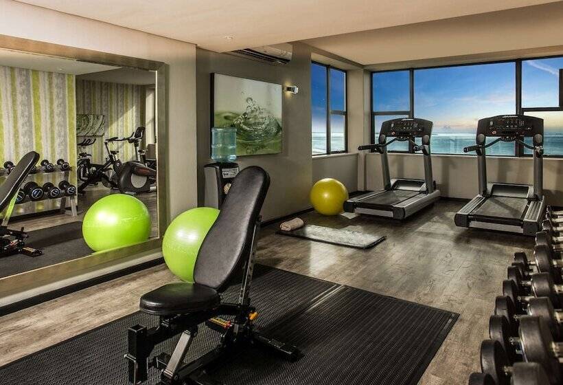 בית מלון כפרי Garden Court Kings Beach