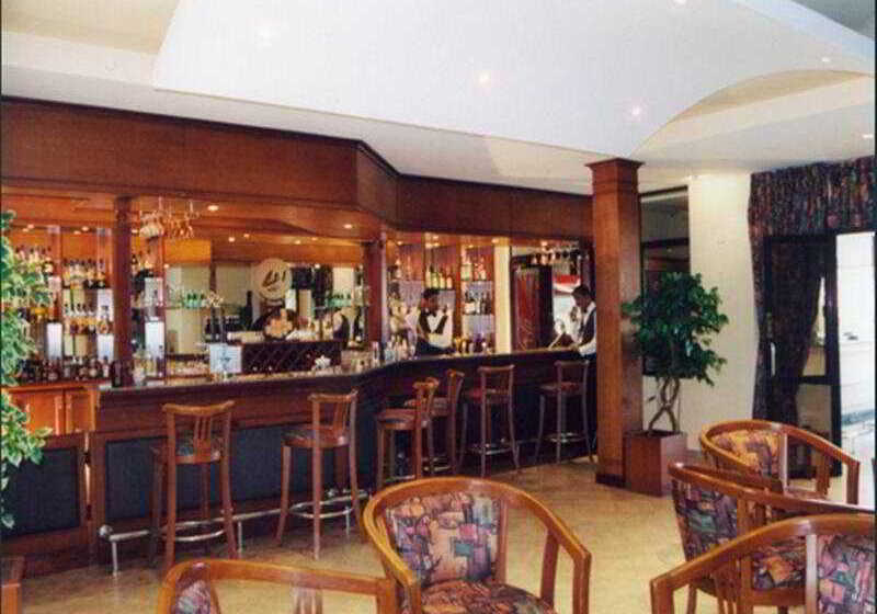 فندق Goldi Sands