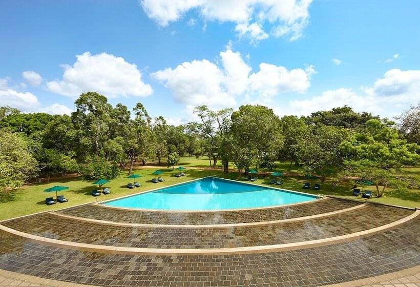 Отель Habarana Village By Cinnamon