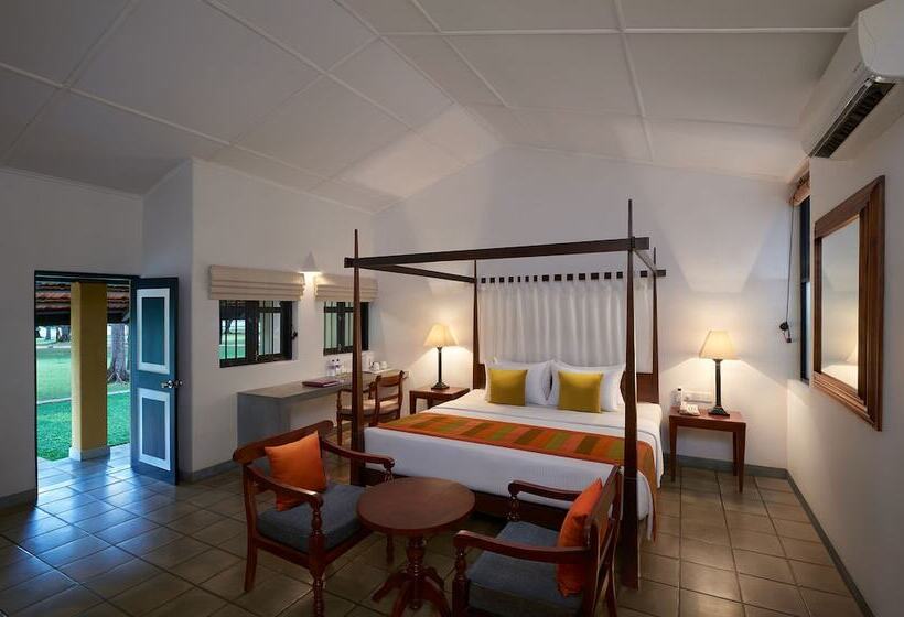 Отель Habarana Village By Cinnamon