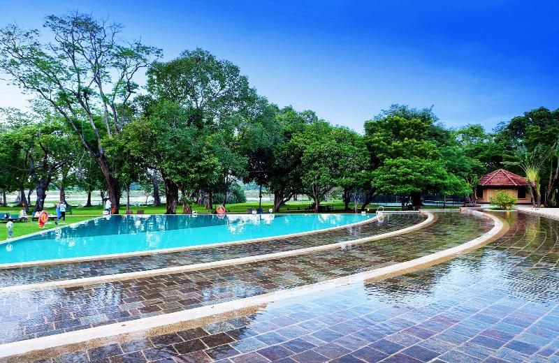 Отель Habarana Village By Cinnamon