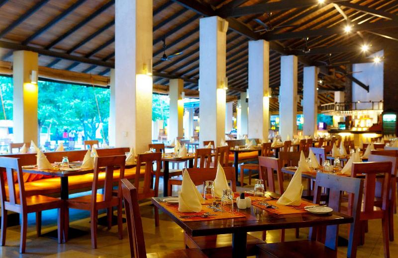 Отель Habarana Village By Cinnamon