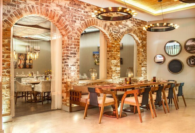 هتل Hilton Durban