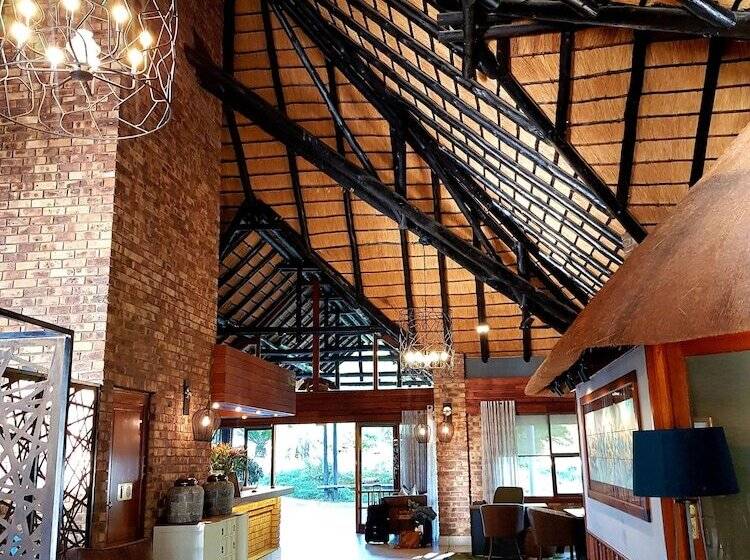 Отель Kruger Park Lodge