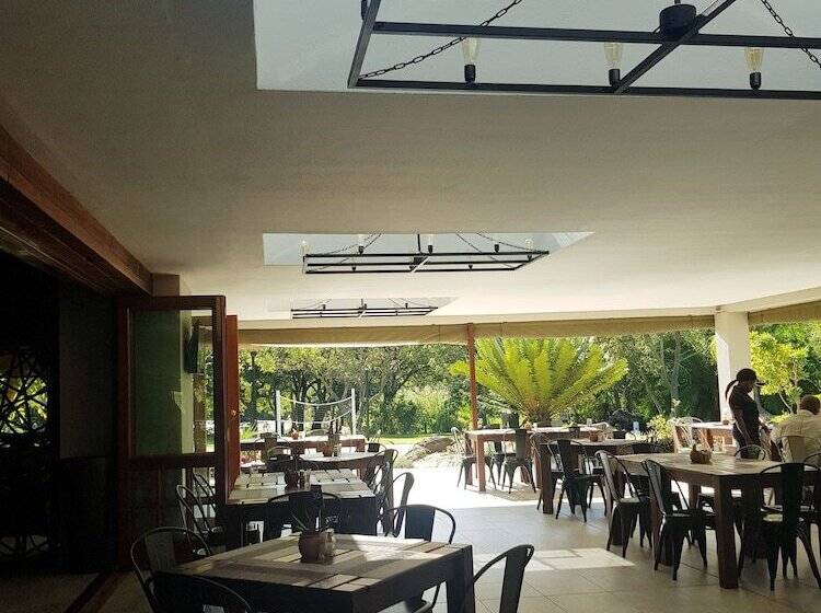 Отель Kruger Park Lodge