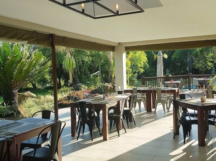 Отель Kruger Park Lodge