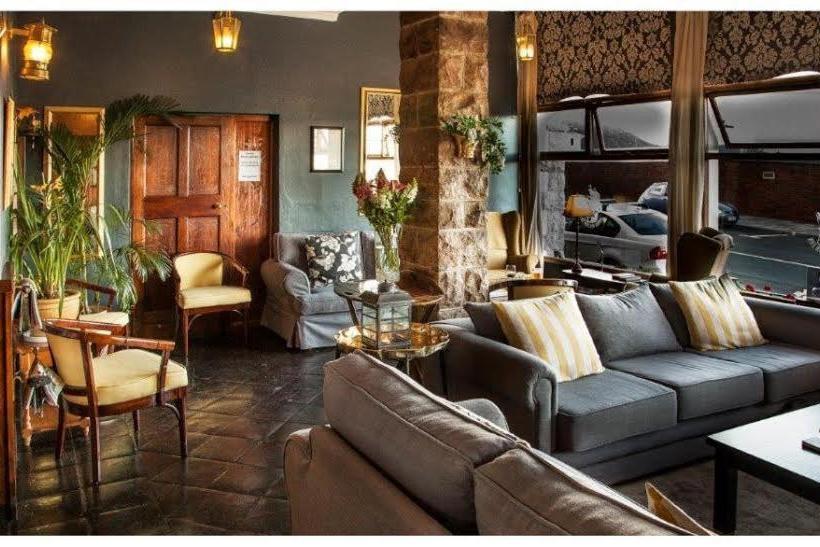 בית מלון כפרי The Lord Nelson