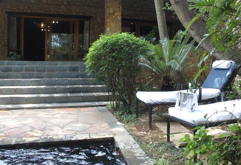 Misty Hills Country Hotel, Conference Centre & Spa