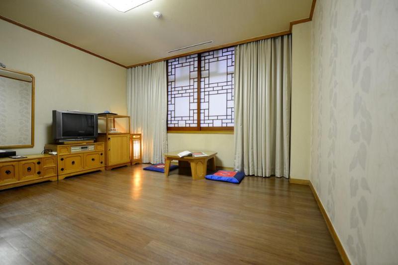 ホテル Onyang Hot Spring