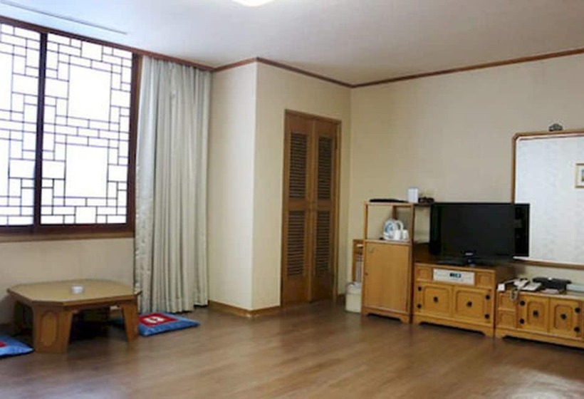 ホテル Onyang Hot Spring