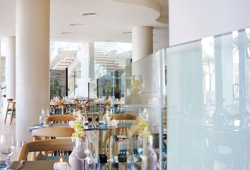 Отель President