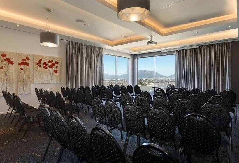 Protea Hotel By Marriott Cape Town Tyger Valley
