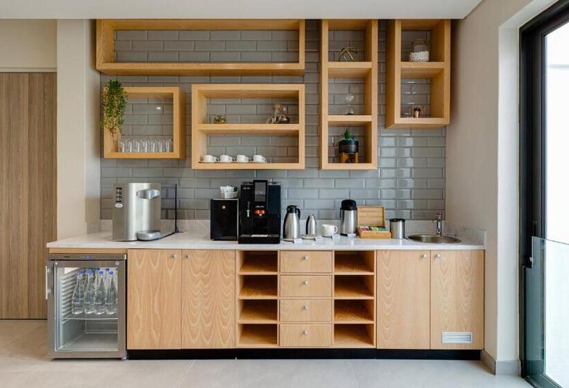 Protea Hotel By Marriott Cape Town Waterfront Breakwater Lodge