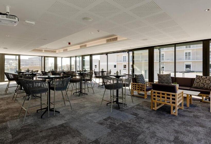 Protea Hotel By Marriott Cape Town Waterfront Breakwater Lodge