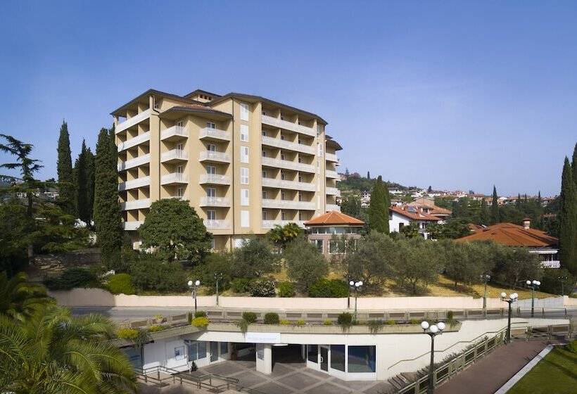 Remisens Casa Rosa Hotel Metropol Annexe