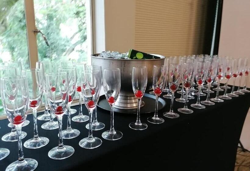 Отель Sabi River Sun Resort