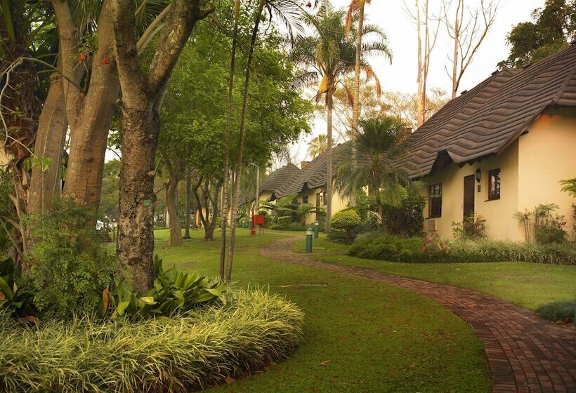 Отель Sabi River Sun Resort