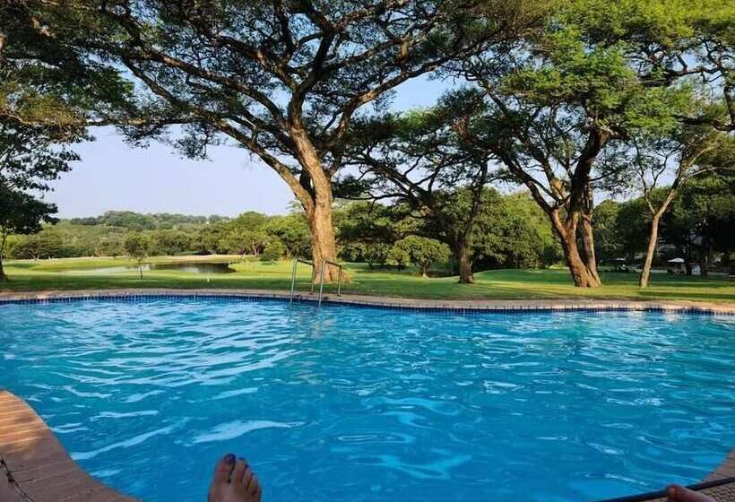 Отель Sabi River Sun Resort