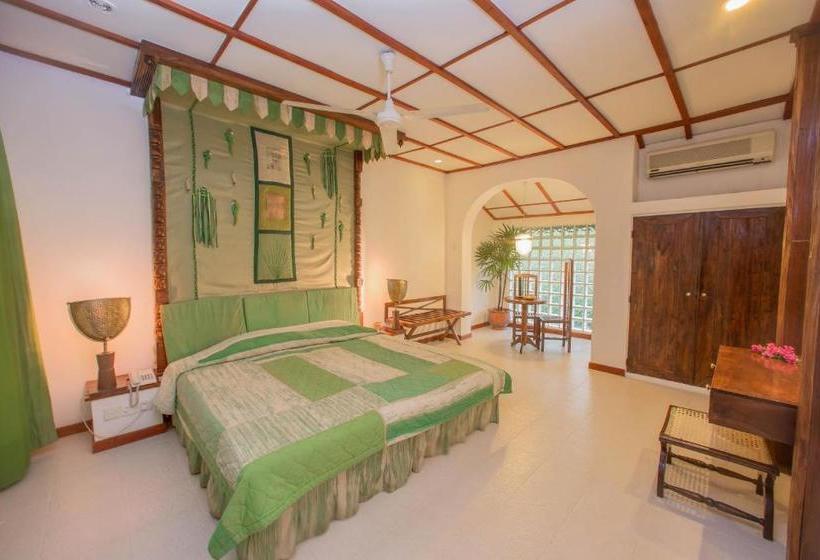 ホテル Sigiriya Village