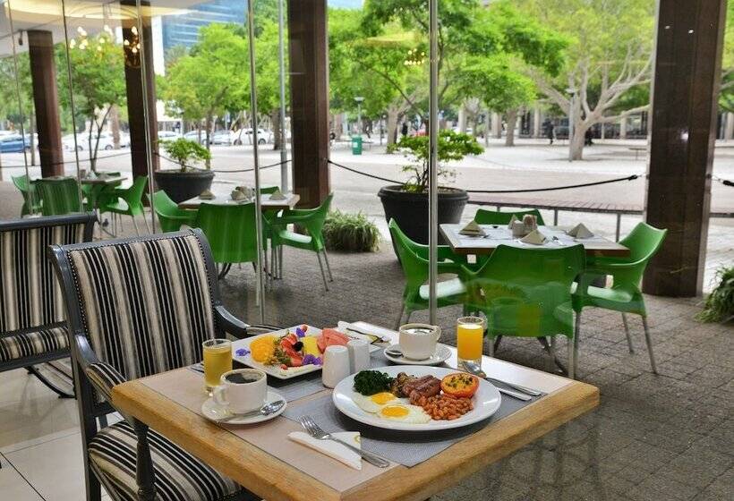 בית מלון כפרי The Capetonian   Halal