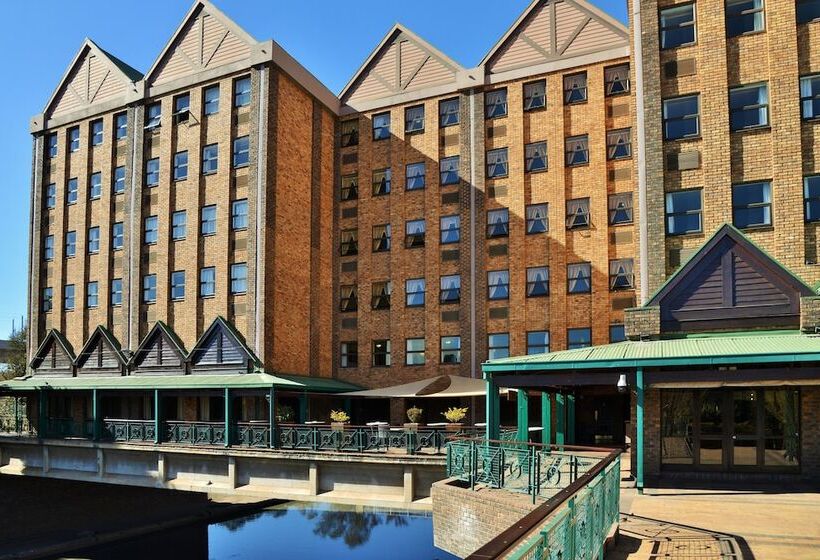 Отель The Centurion