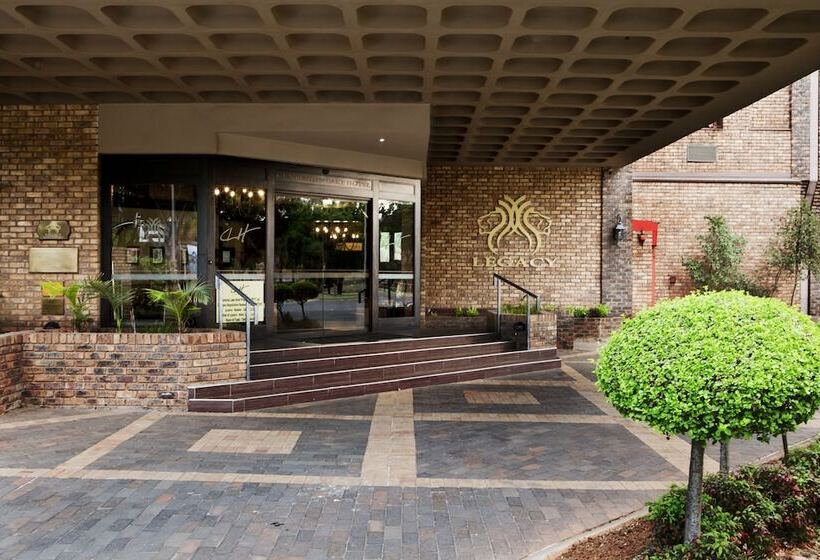 Отель The Centurion