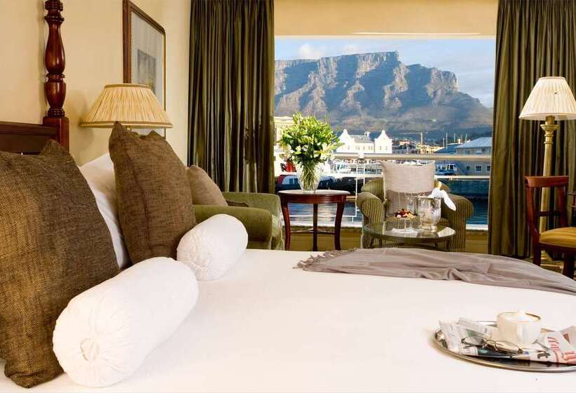 Отель The Table Bay