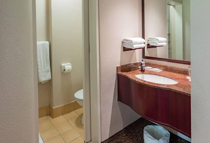 فندق Town Lodge Bellville